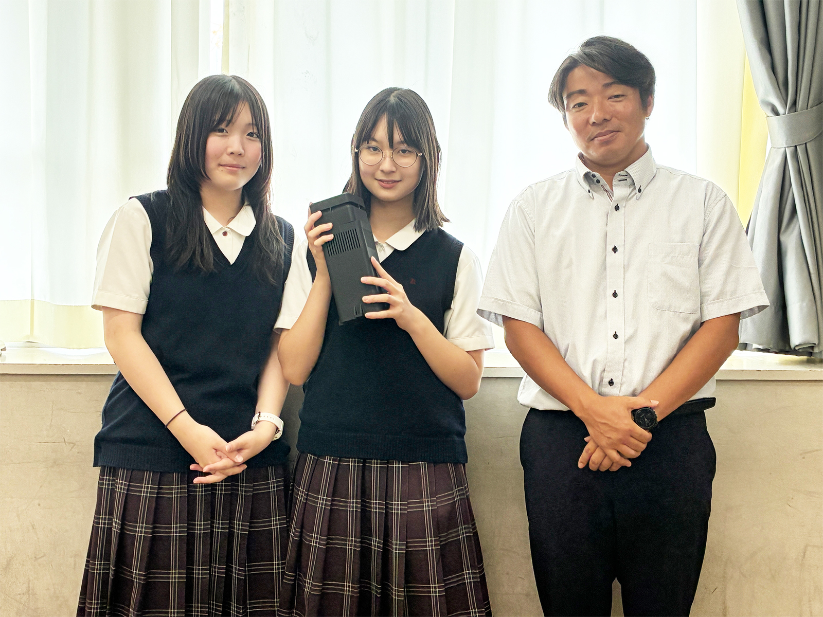 【Discover OS】ツシマヤマネコ保護活動支援―忌避香拡散装置に託された生物部員と先生の想い｜関西大学第一高等学校・中学校 生物部 様を掲載